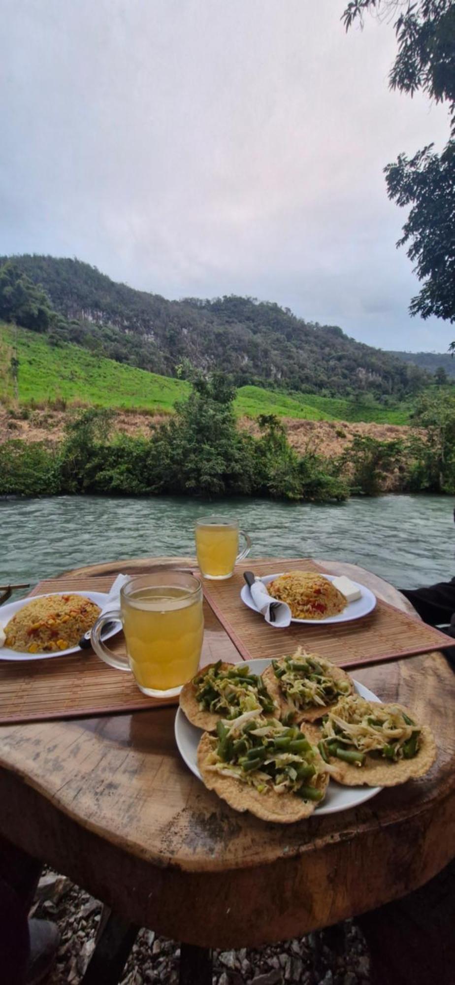 Yaxlik River Lodge Lanquín Extérieur photo